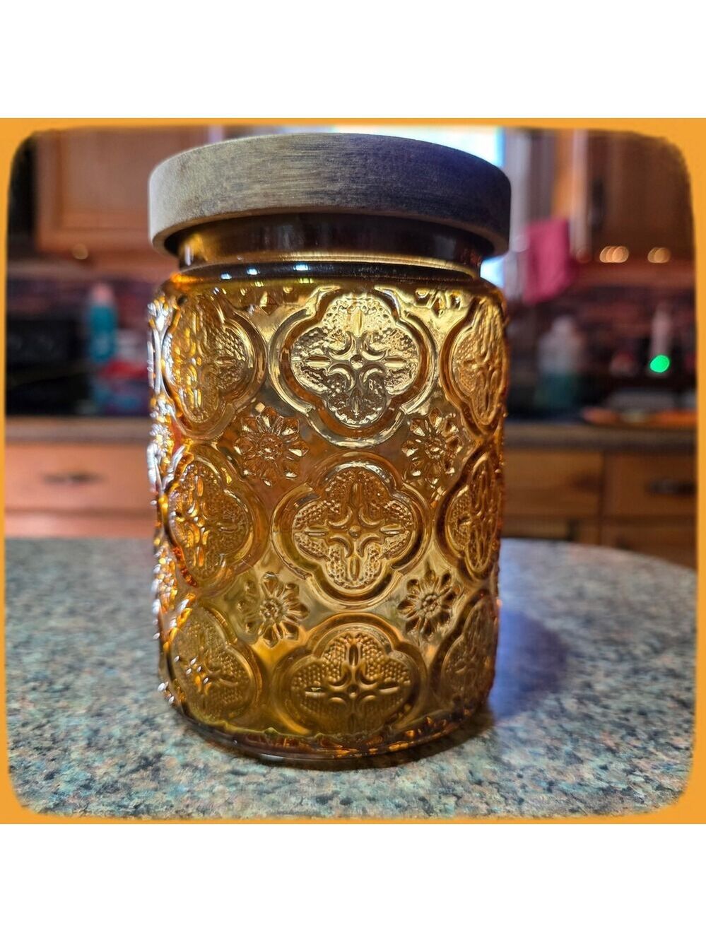 NIB Textured Colored Glass Jar Airtight Wooden Lid, 24 Fl Oz Container 1 Piece - Picture 9 of 15